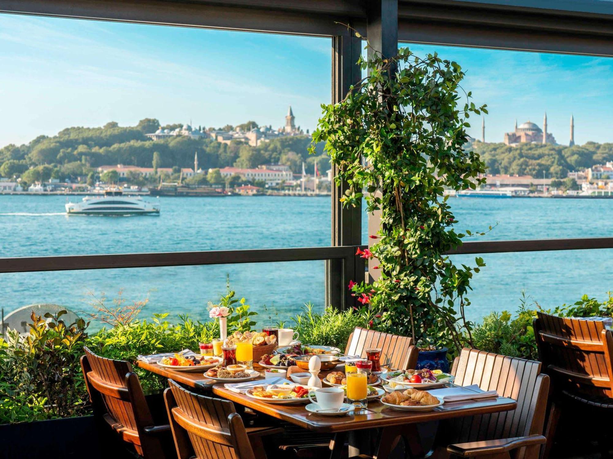 NOVOTEL ISTANBUL BOSPHORUS HOTEL СТАМБУЛ 5* (Турция) - от 17959 RUB | NOCHI